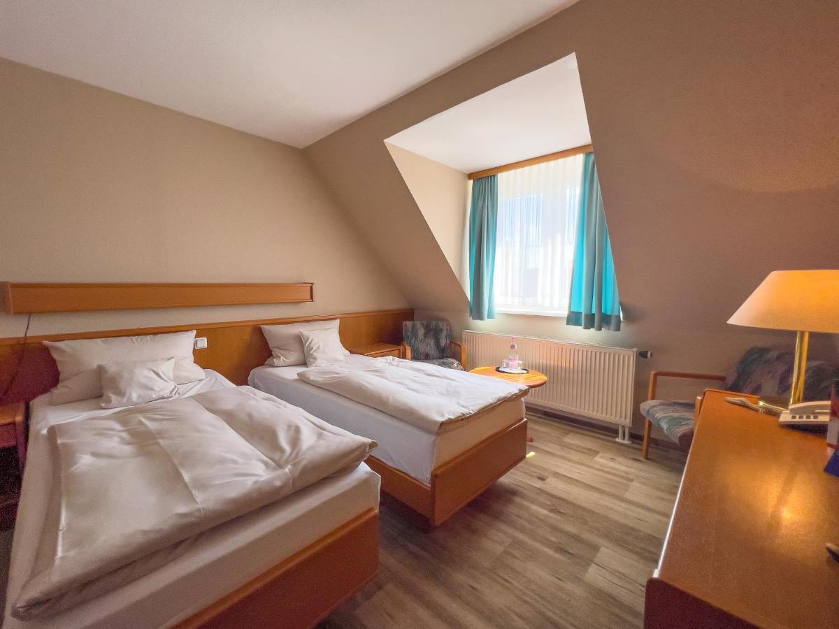 Hotel Landhaus Woerlitzer Hof Oranienbaum-Woerlitz Buitenkant foto
