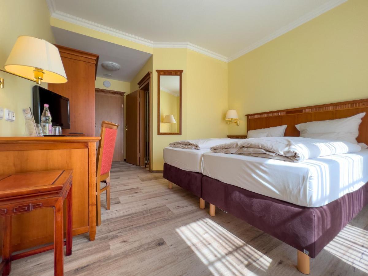 Hotel Landhaus Woerlitzer Hof Oranienbaum-Woerlitz Buitenkant foto
